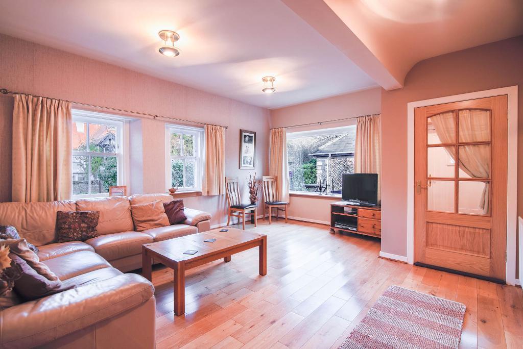 Chalton Road, Bridge of Allan, FK9 4EF Halliday Homes