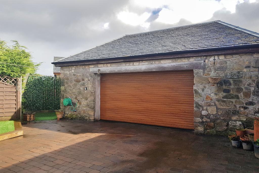 Plean Farm Cottages, Plean, Stirling, FK7 8AN Halliday Homes