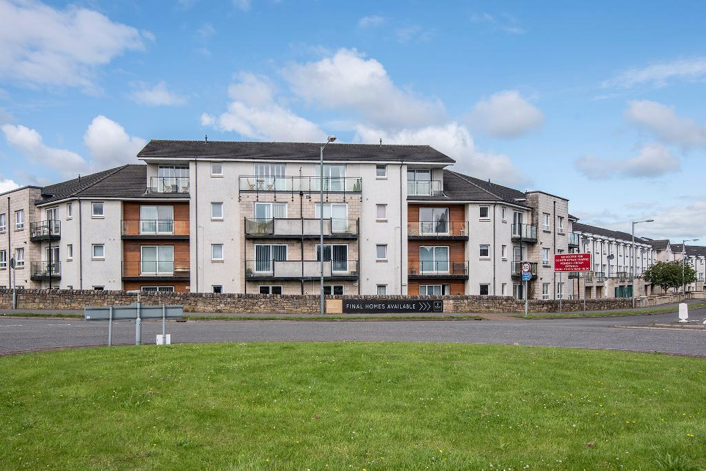 Stance Place, Kinnaird Village, Larbert, Stirlingshire, FK5 4FA