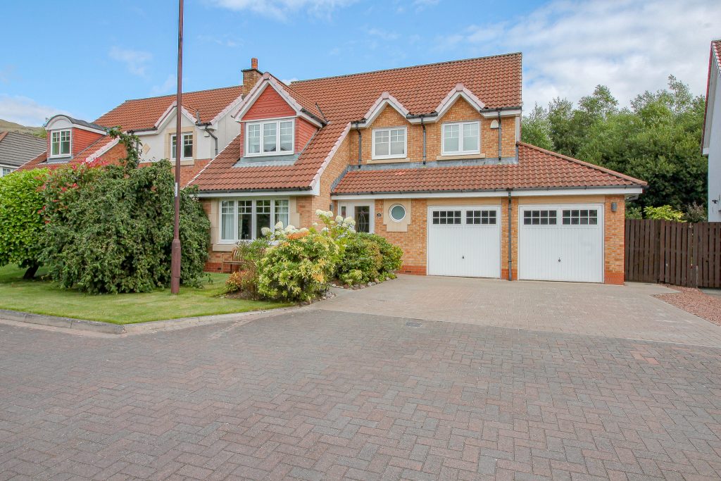 Alder Crescent, Menstrie, FK11 Halliday Homes