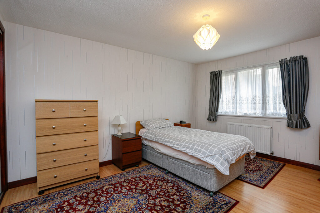 Bedroom 1-1