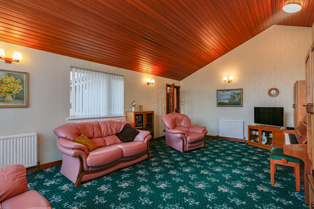 Lounge 2