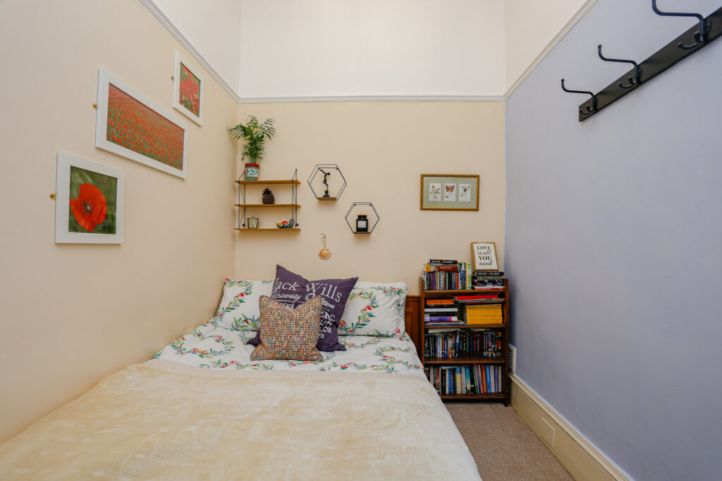 Bed 2
