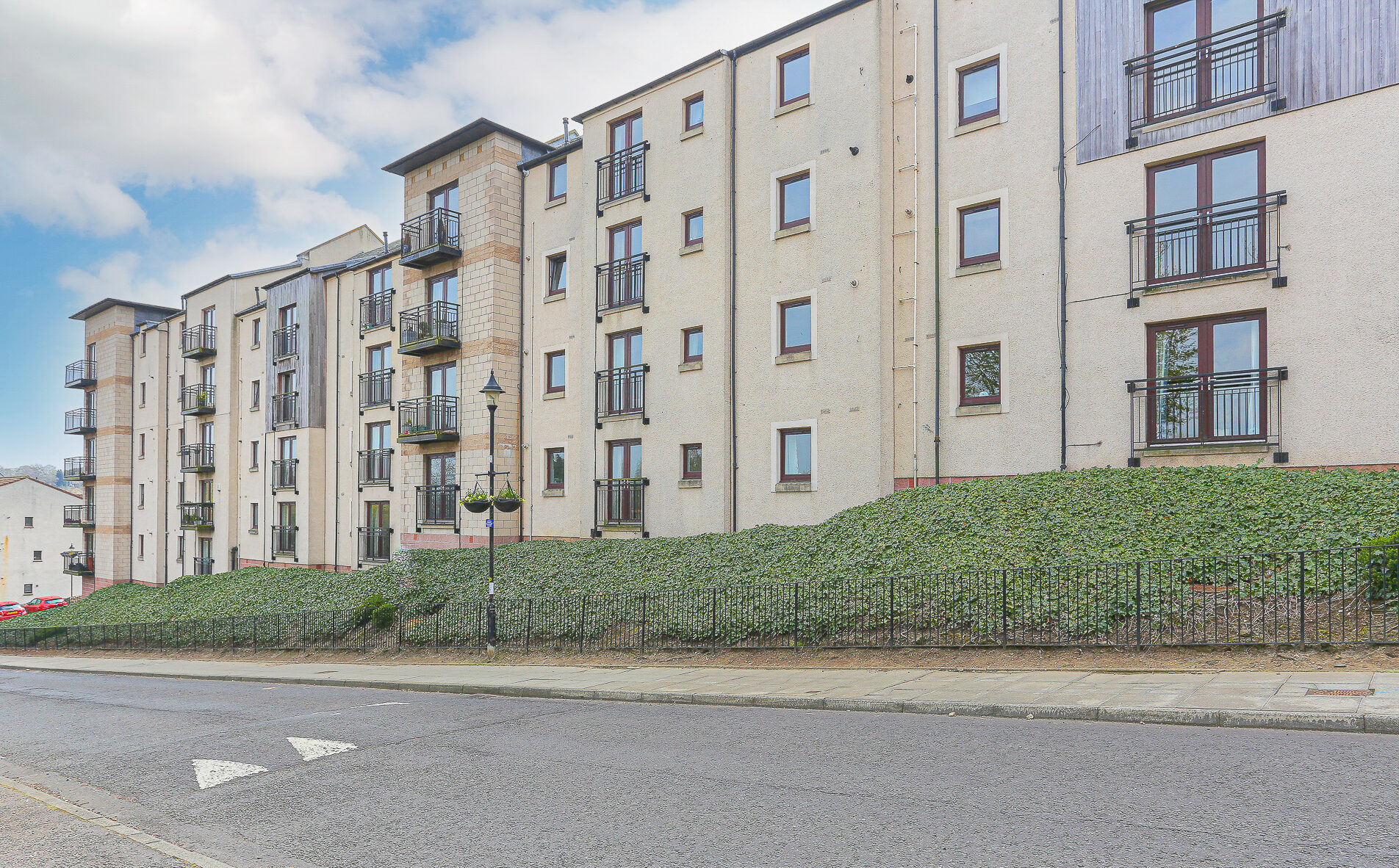 St Ninians Way, Linlithgow, EH49 Halliday Homes