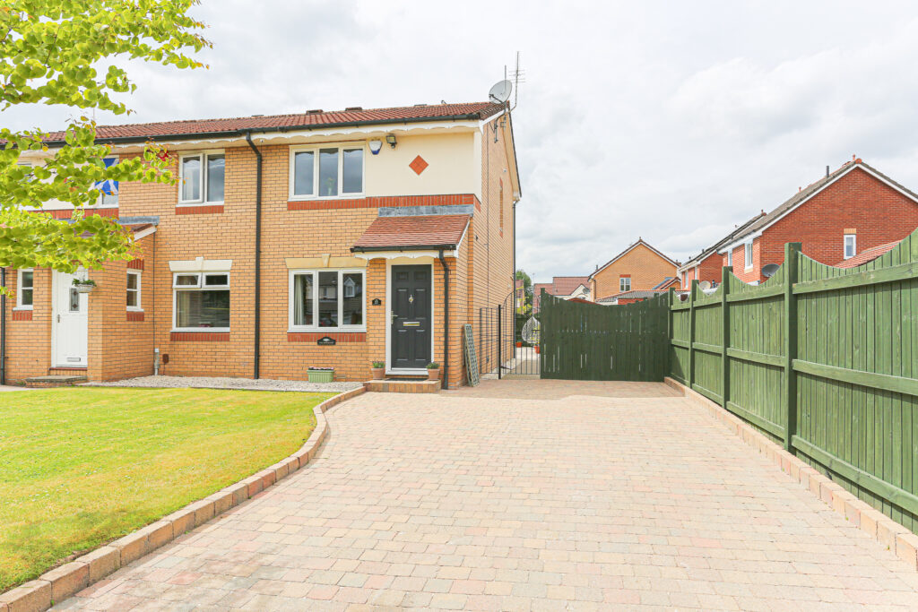 Claymore Drive, Wallace Park, Stirling, FK7 Halliday Homes