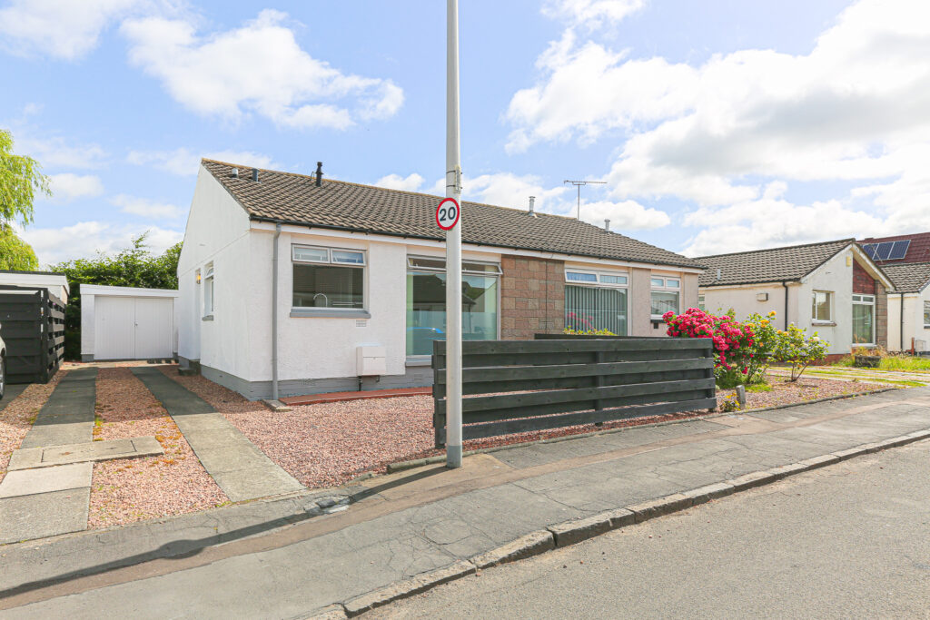 Chattan Avenue, Causewayhead, Stirling, FK9 Halliday Homes
