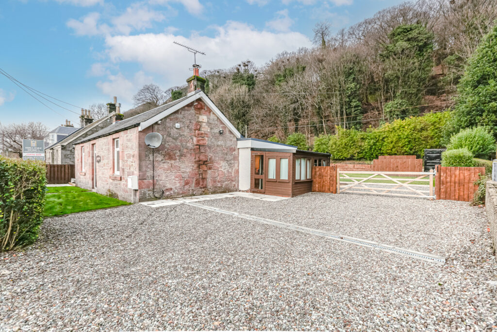 Main Street West, Menstrie, FK11 Halliday Homes