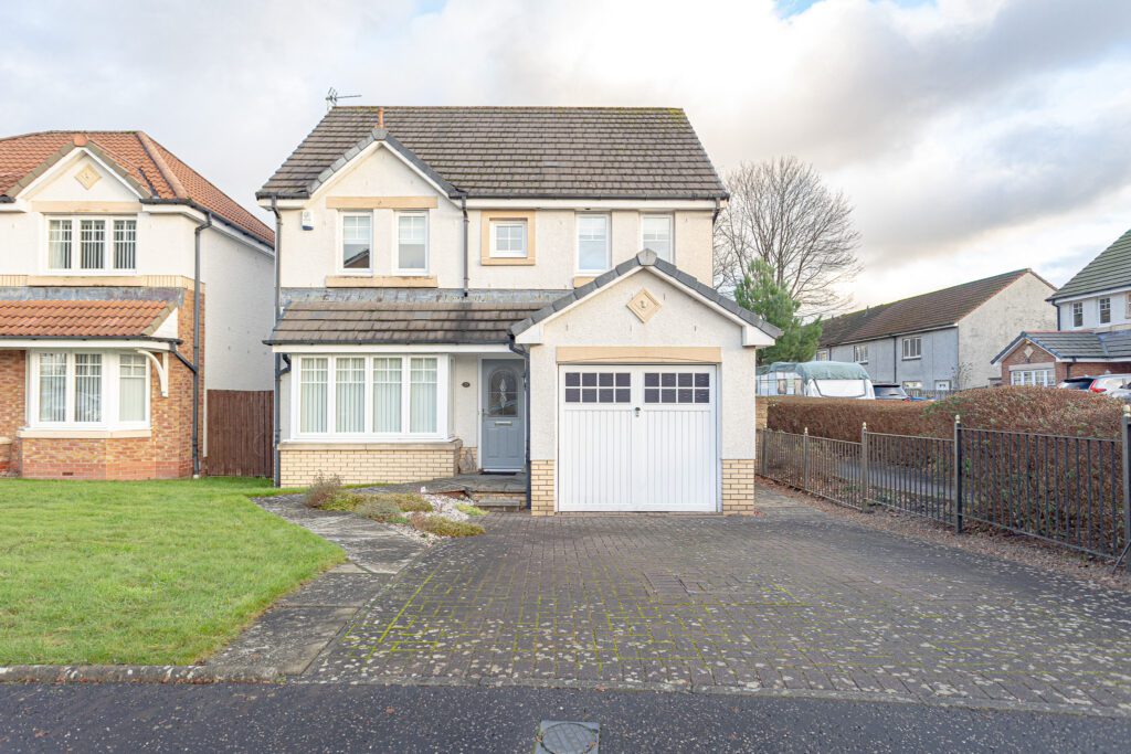 Willow Grove, Menstrie, FK11 Halliday Homes