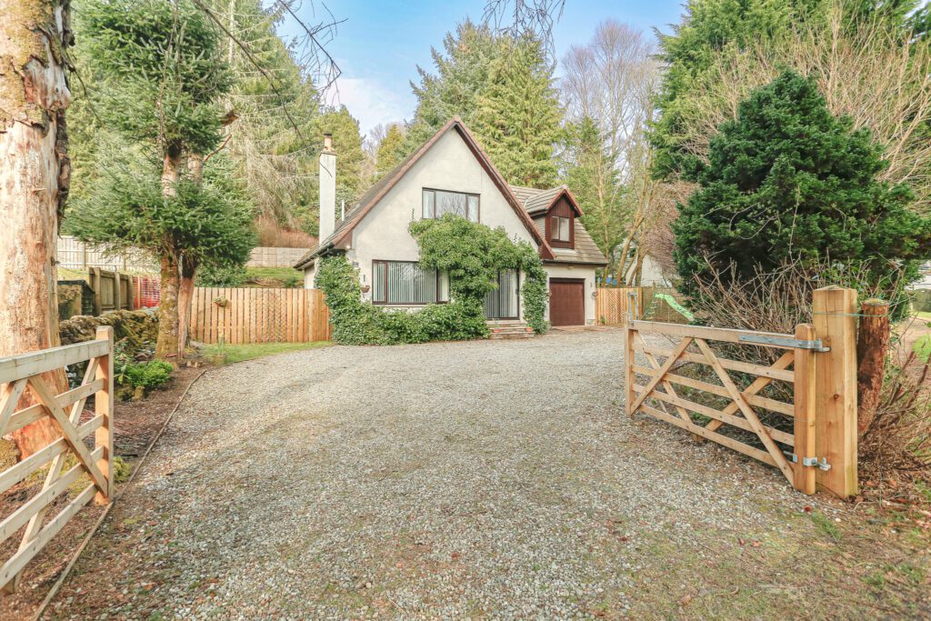 Craigsheen Lodge, Lochard Road, Aberfoyle, FK8 Halliday Homes