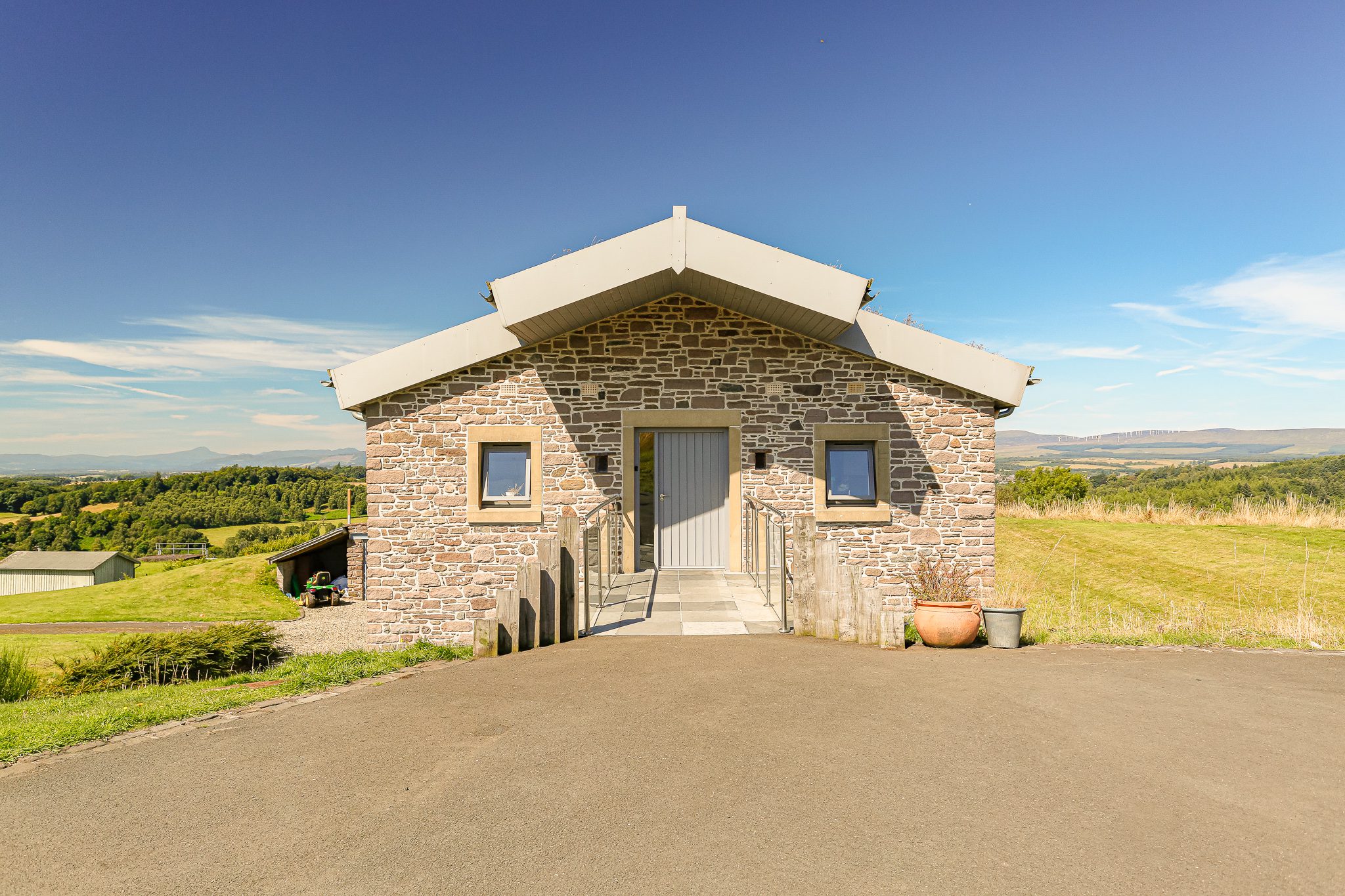 Tigh Na Muirn, Pendreich Road, Bridge of Allan, FK9 Halliday Homes