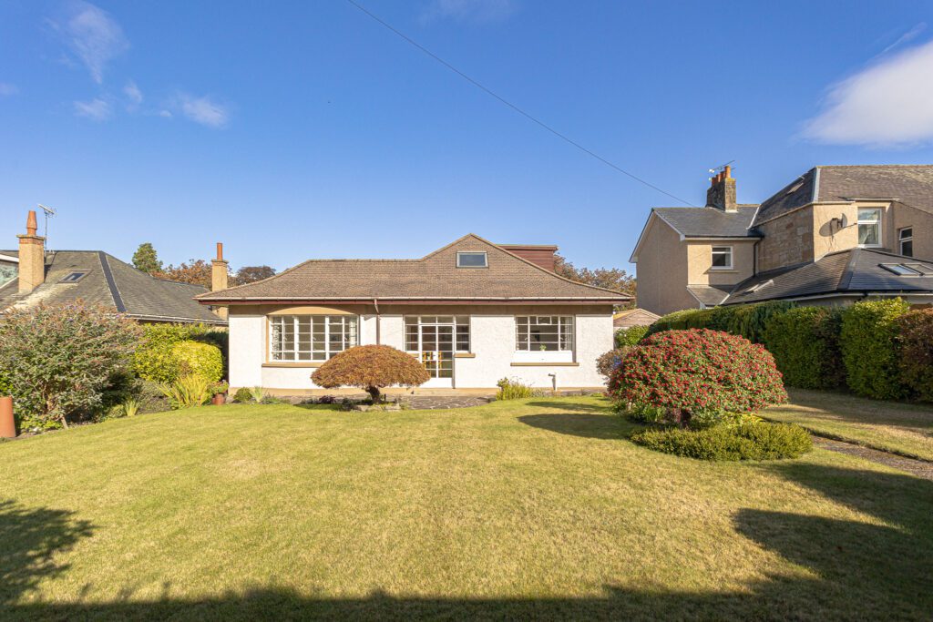 Park, Kings Park, FK7 Halliday Homes