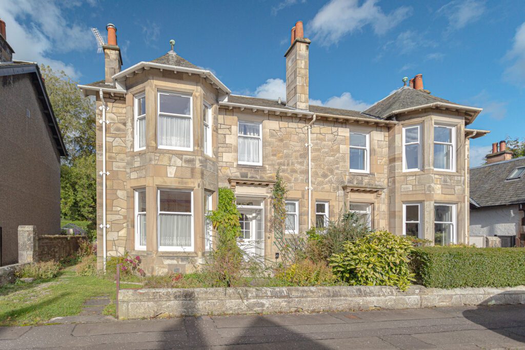 Lennox Avenue, Stirling, FK7 Halliday Homes