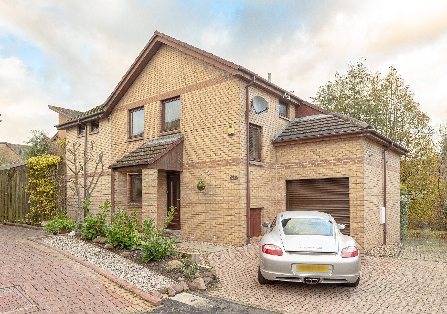 Springbank Gardens, Dunblane, FK15 Halliday Homes