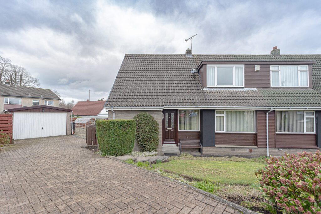 Forth Park, Bridge of Allan, FK9 Halliday Homes