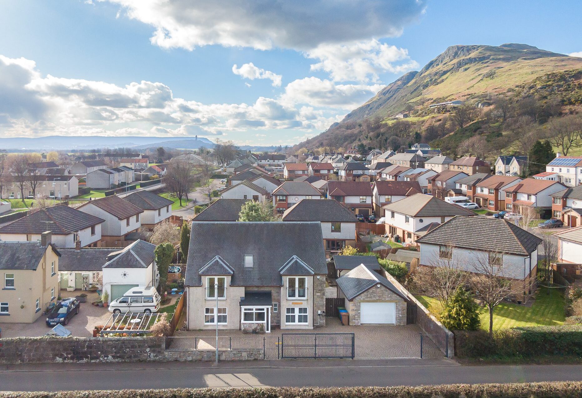Craigleith, Laurelbank, Menstrie, FK11 Halliday Homes