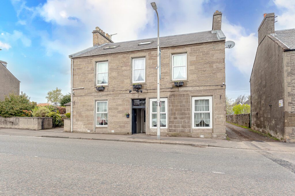 Allandale House, 17, High Street, Auchterarder, PH3
