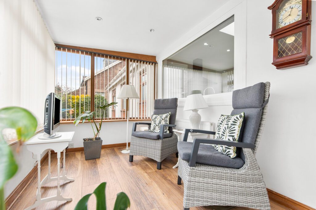 2 St Margarets Crescent 34