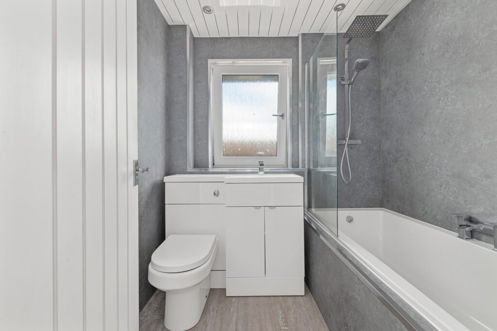 7 McVean Place 12