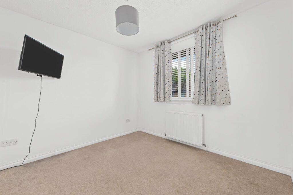 7 McVean Place 14