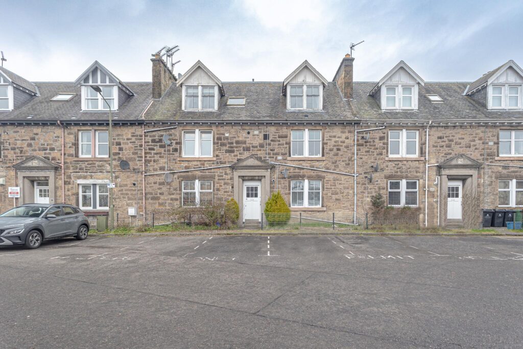 Flat C, 2 Station Road, Dunblane, FK15 Halliday Homes