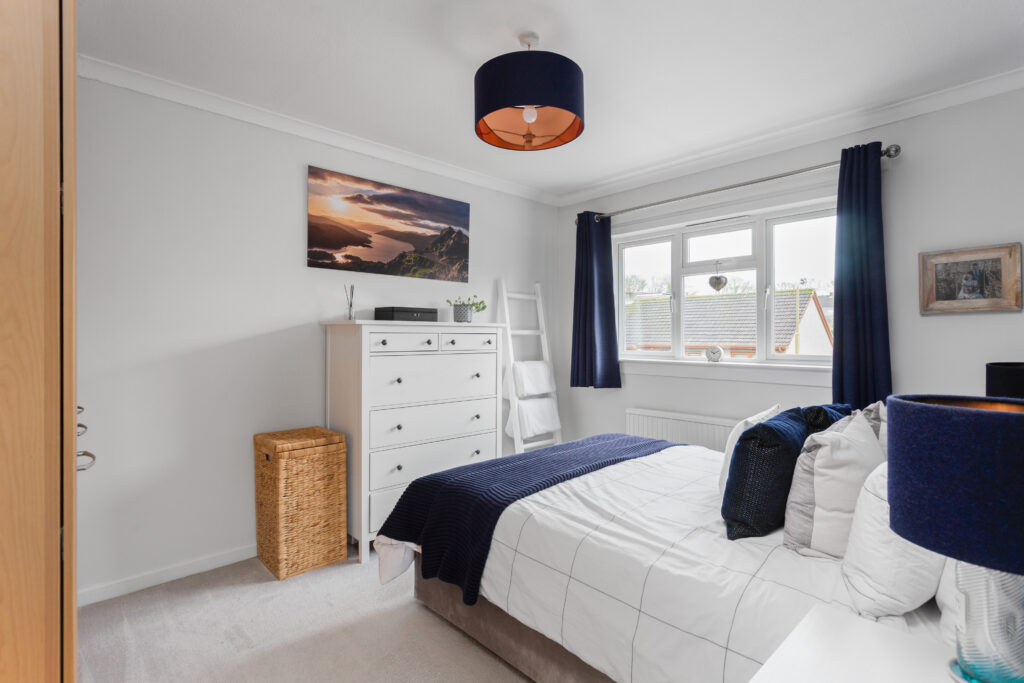 11 Highfield Avenue 17