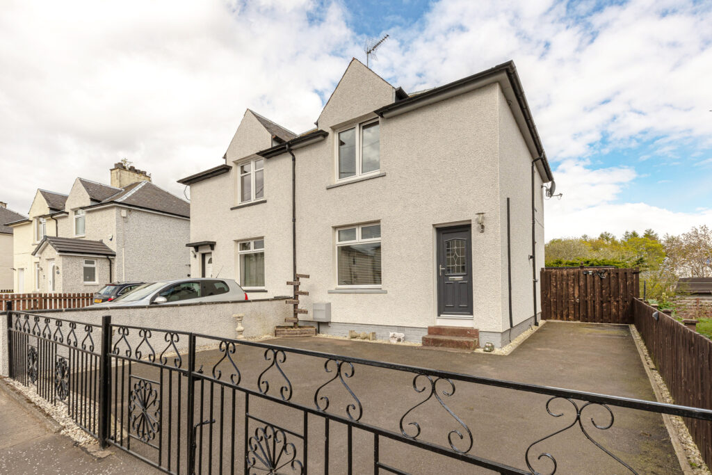 Burnside Crescent, Plean, FK7 Halliday Homes