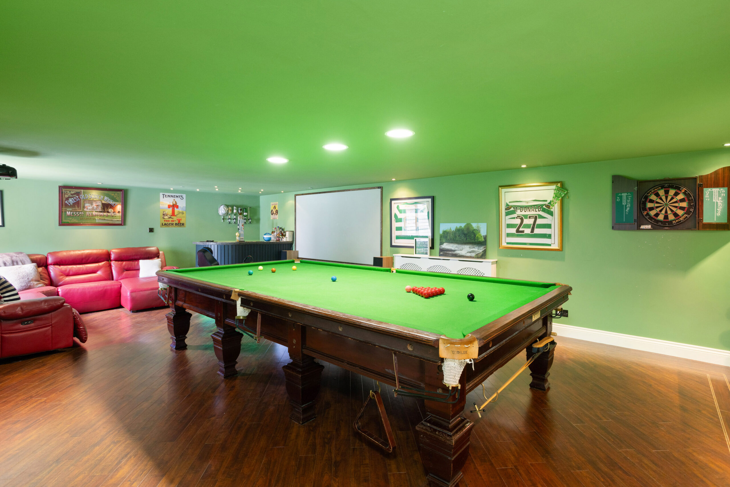 Carrongrange Avenue, Larbert, FK5 Halliday Homes