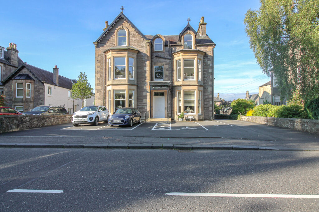 Inverallan Apartments