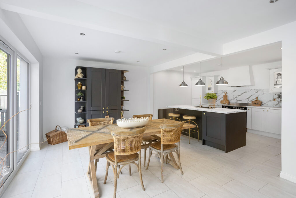 56 Inverallan Drive 13