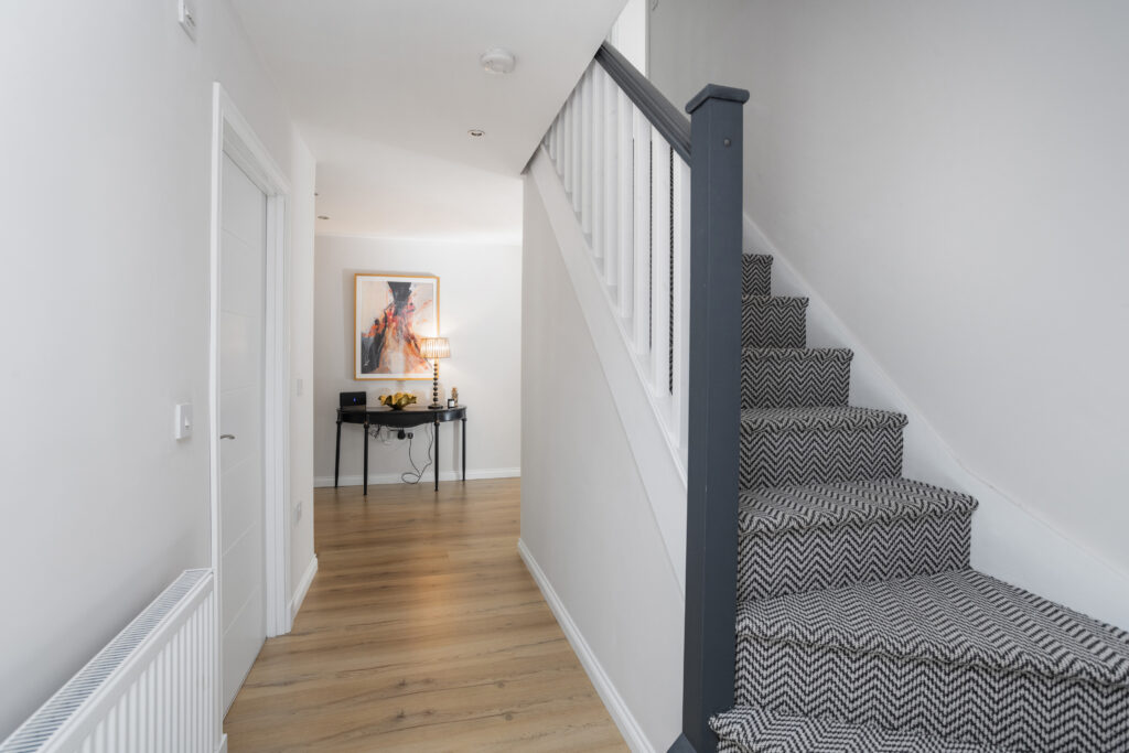 56 Inverallan Drive 23