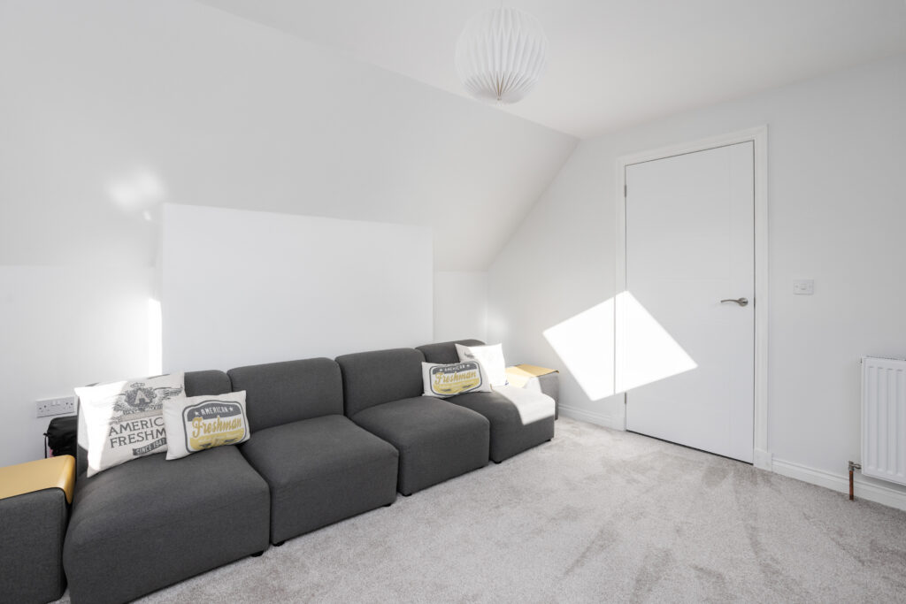 56 Inverallan Drive 42