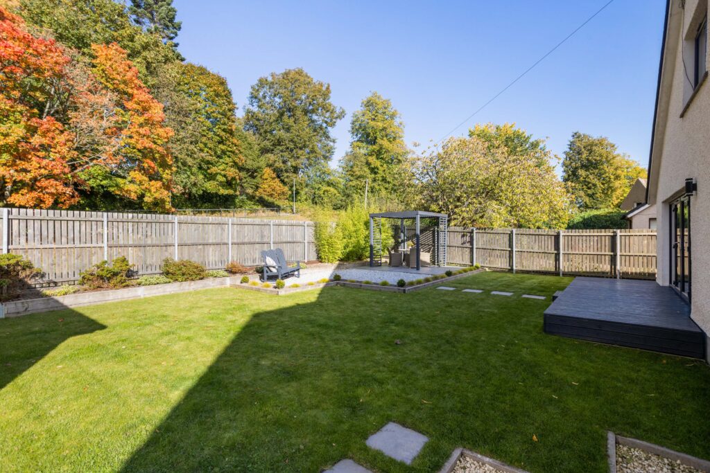 56 Inverallan Drive 46