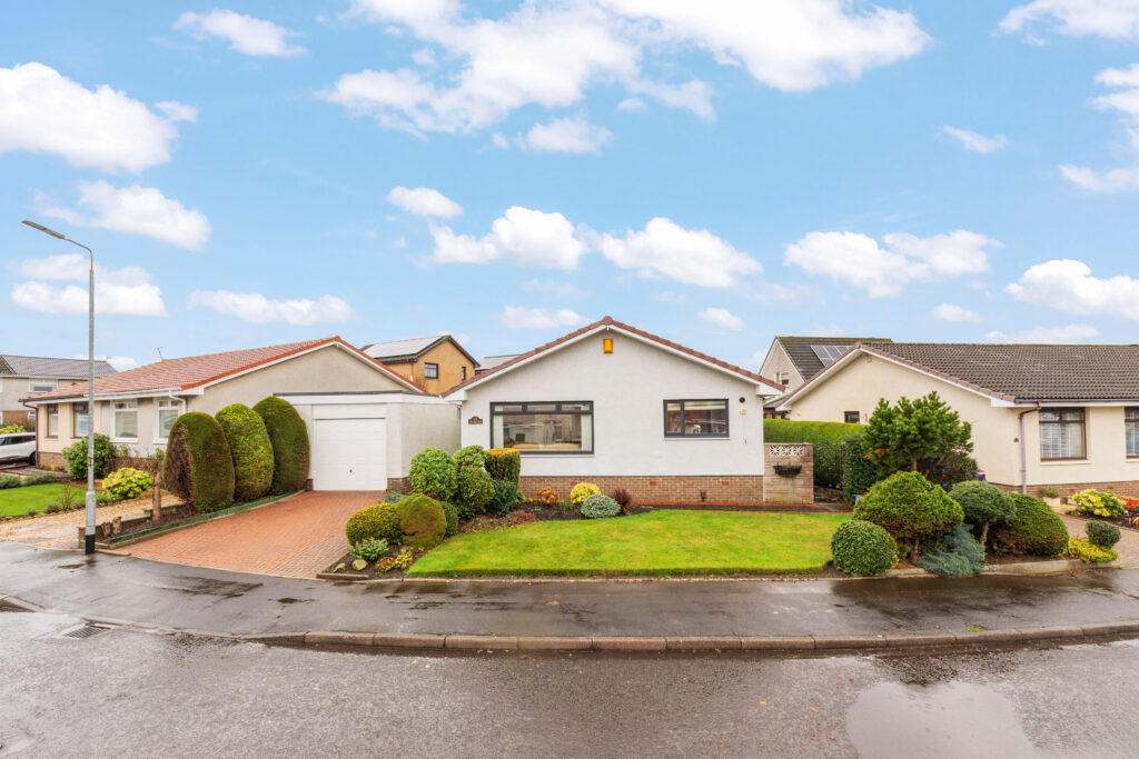 14 Nicolton Avenue 01