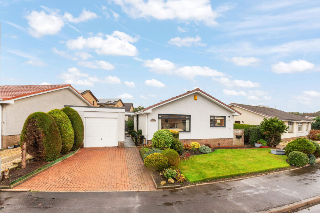 14 Nicolton Avenue 02