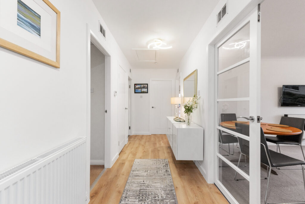 14 Nicolton Avenue 04
