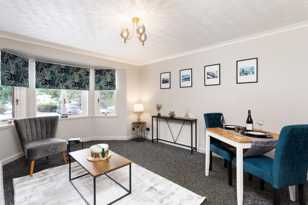 195 Waverley Crescent 06