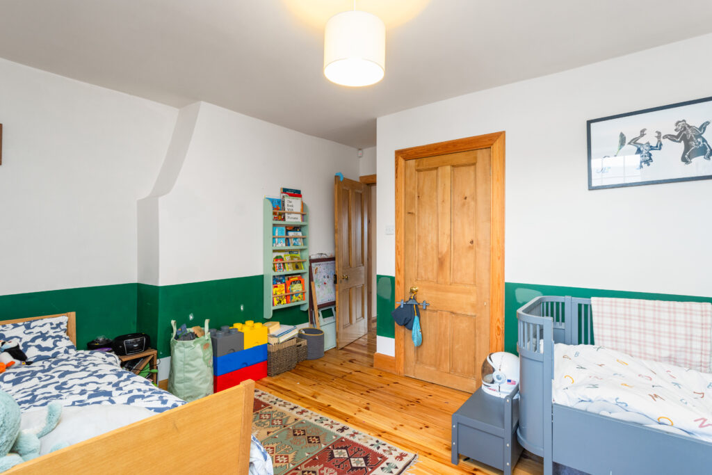 15 West Port 22