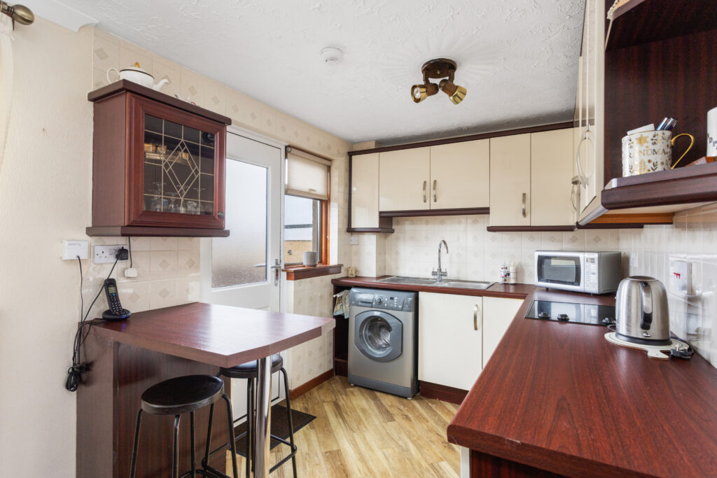 35 Woodlands Drive 08