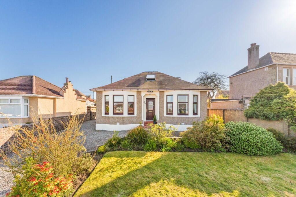 34 Grahamsdyke Road 01