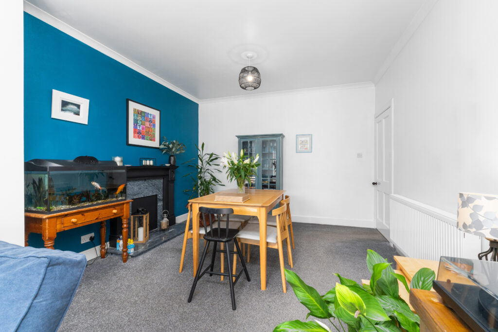 34 Grahamsdyke Road 14