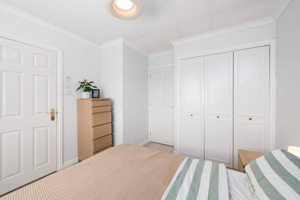 23 Ferry Court 18