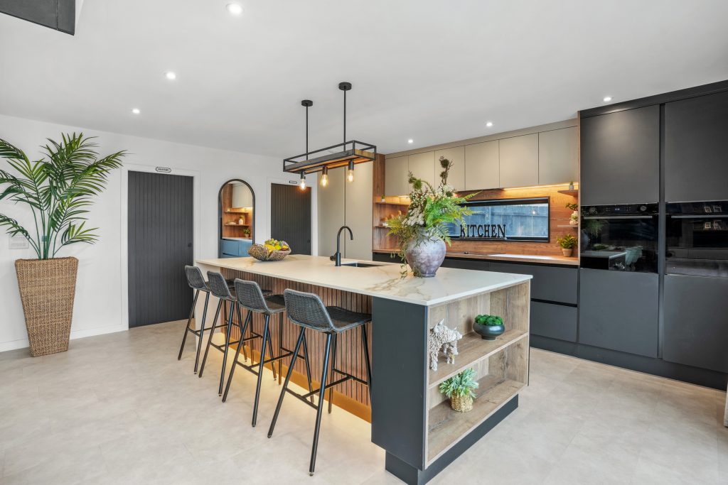 avonbridgefernbrookelodgecandiefk12le29.jpg