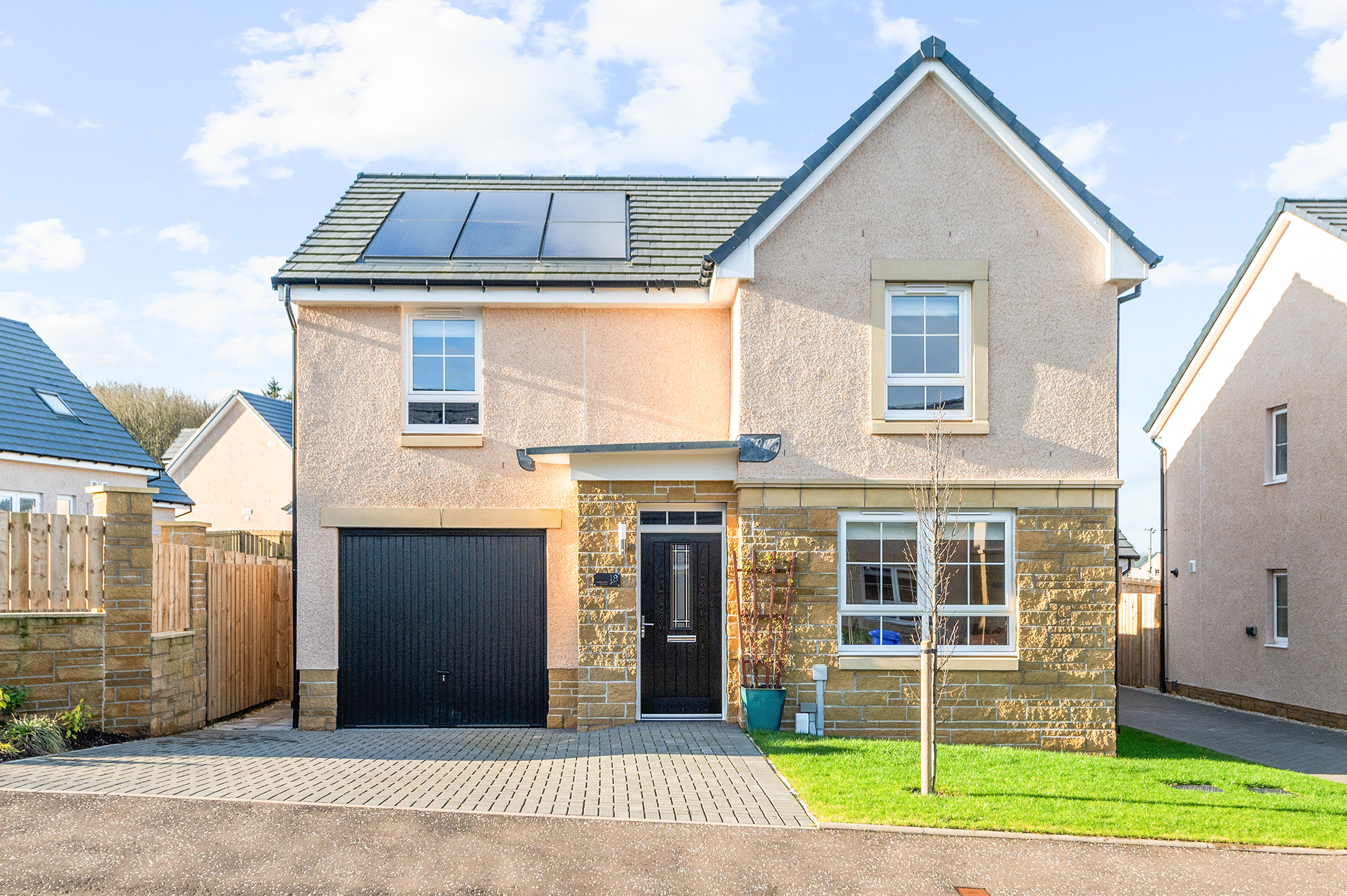 18, Sequoia Grove, Cambusbarron, FK7