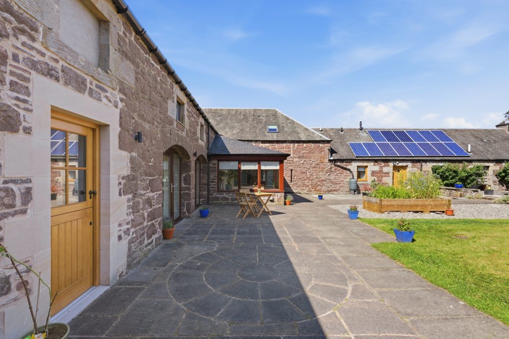 33_halliday_farm_house_040.jpg