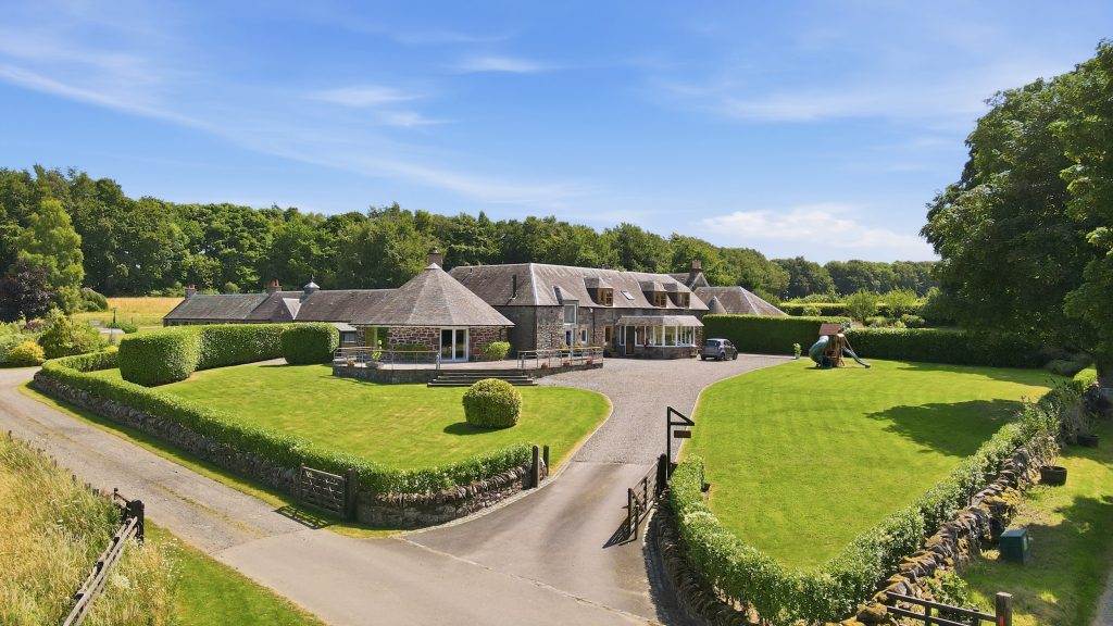 7_halliday_farm_house_007.jpg
