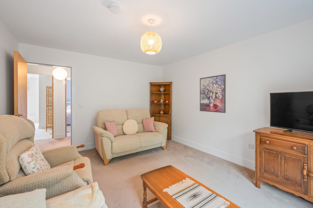 15AllanWalkCourt11.jpg