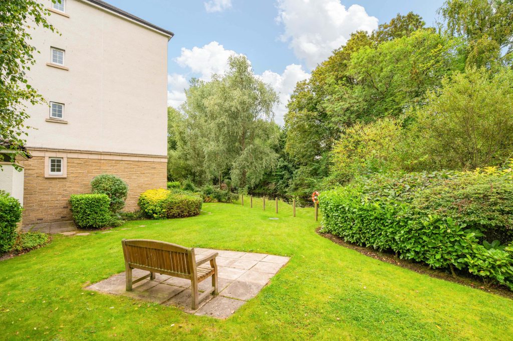 15AllanWalkCourt42.jpg