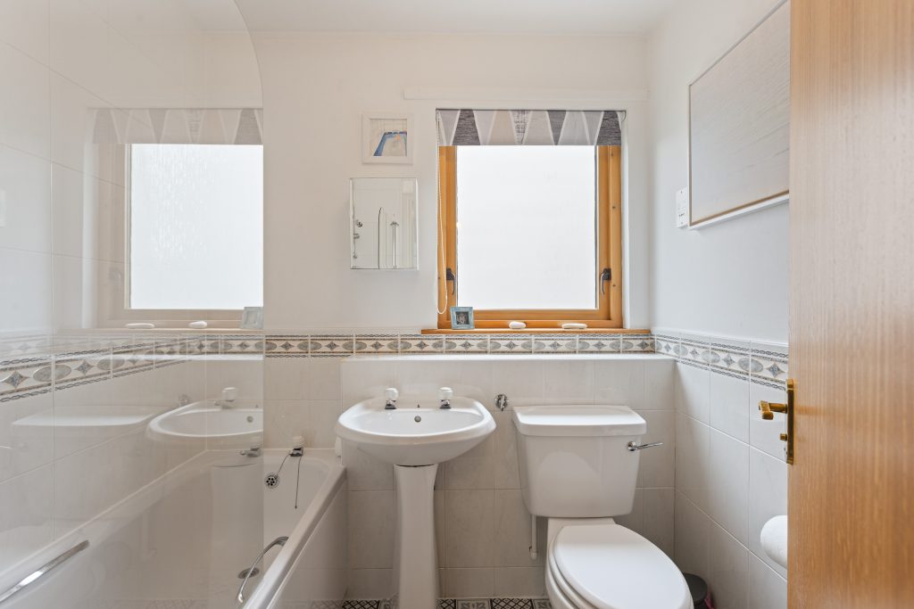 22BridgewaterAvenue46.jpg