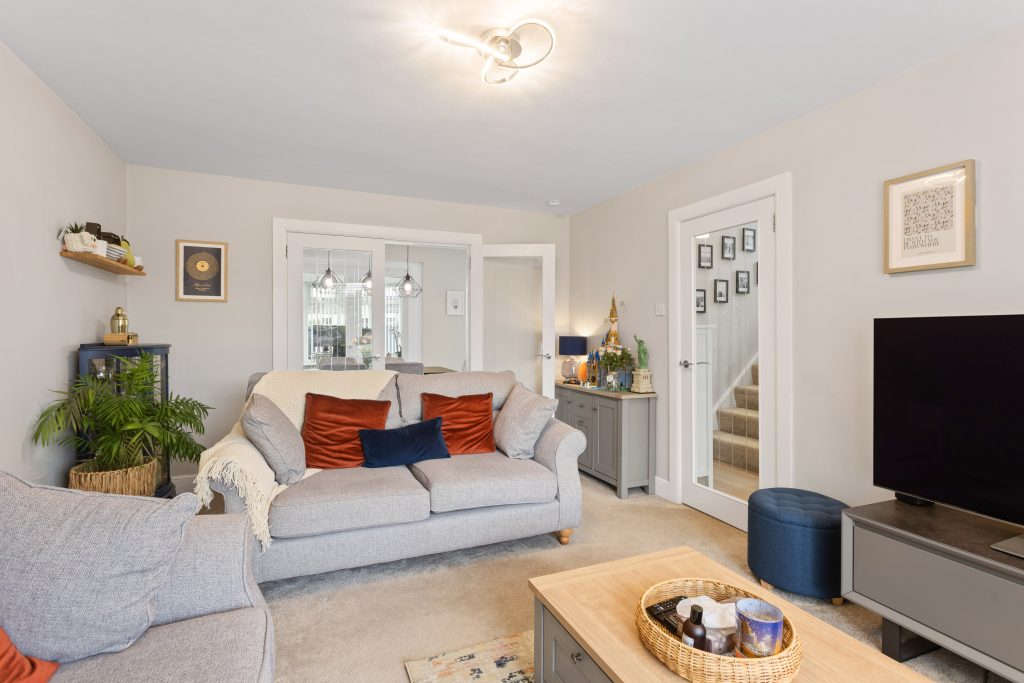 24CrosshillDrive09.jpg