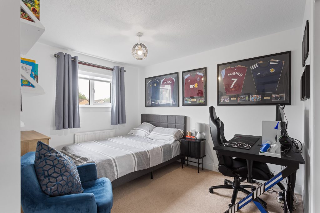 2BonhardCourt46.jpg